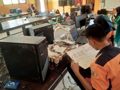 Praktik Siswa TKJ Seting AP